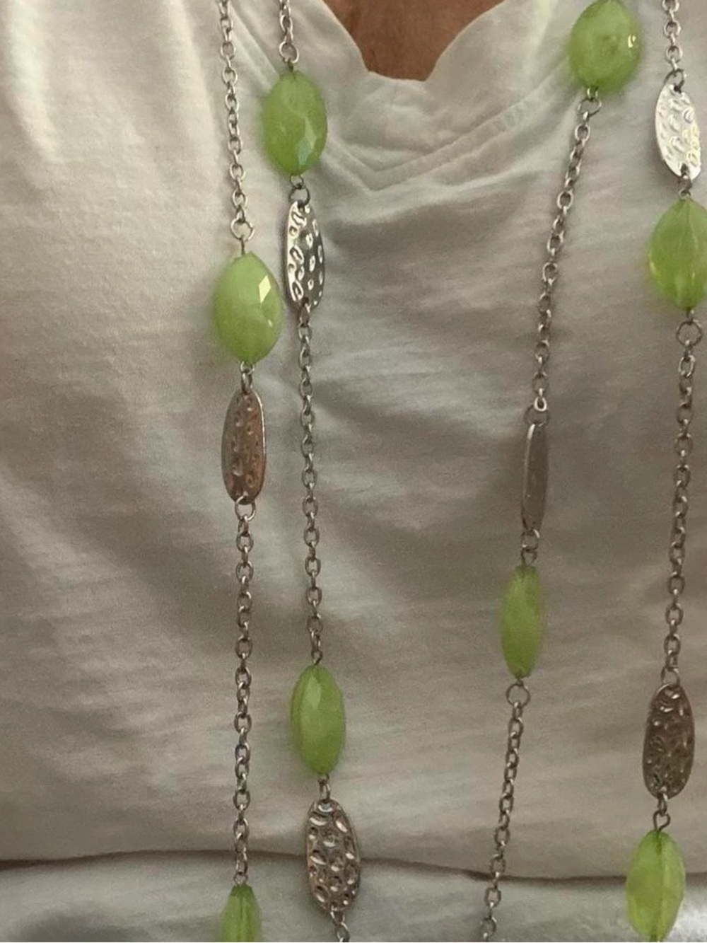 Source Unknown Silver Chain Necklace with Lime Green Beads